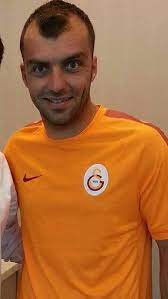 İlk olarak 2001'de milli olan pandev, 20 yıl sonra ilk kez avrupa şampiyonası maçına çıktı ve takımı adına ilk golü atan isim oldu. Goran Pandev Galatasaray Home Facebook