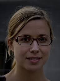 Jennifer Bonn's Instagram, Twitter & Facebook