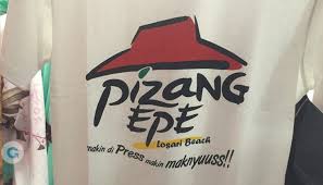 Pilihan kaos yang tersedia juga sangatlah banyak sehingga anda bisa memilih kaos terbaik sesuai dengan selera. Kaos Kareba Makassar Desain Artis Kualitas Turis Harga Friends Gosulsel
