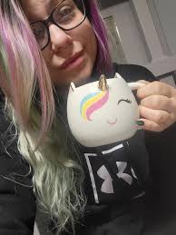 Good morning and happy veterans day! Thank you to all that have served and  are still serving, to the ones who gave it all for our country. 🇺🇲❤️ I  have several friends