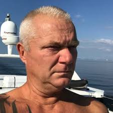 Ja Jeg Kommer Hjem igen von Michael Tonsdal bei Amazon Music