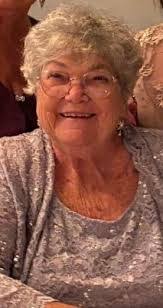 Adele Kelly's Instagram, Twitter & Facebook