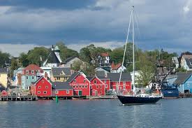 Blue rocks is only 6km from lunenburg and is a gorgeous tiny, quaint spot to visit on a sunny day! Tagesausflug Von Halifax Nach Lunenburg Und Mahone Bay 2021