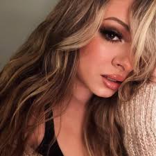 Alexis Jolly (@AlexisJolly)