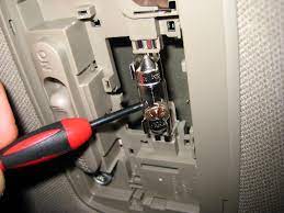 The process is the same in all generation seven and eight (2001 to 2005, 2006 to 2010) civics, with the exception of the 2001 to 2005 civic si hatchback model. Honda Civic How To Change Honda Civic Interior Light
