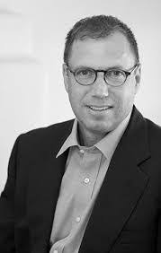 Eric Risley's Instagram, Twitter & Facebook