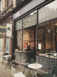 Coffee And Vinyl Ladenfenster Cafe Cafe Bar