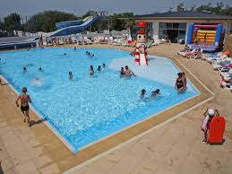Camping Apv L Anse Des Pins Saint Georges D Oleron Les Campings En France Campings Online