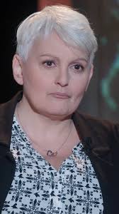 Dall’infanzia violata alla scelta di aiutare gli altri: Laura ha  ricostruito la propria vita e fondato un’associazione di aiuto per chi ha  subito abusi nell’età infantile., #Sopravvissute torna dal 4 ...