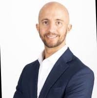 Kate Vanzanten's Instagram, Twitter & Facebook