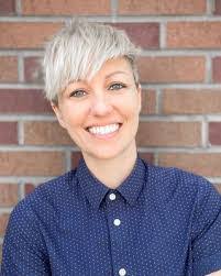 Anne Beard's Instagram, Twitter & Facebook