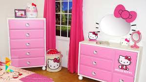كتالوج غرف نوم اطفال باللون الوردي Hello Kitty Bedroom Furniture Hello Kitty Bedroom Hello Kitty Bedroom Decor