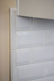 Learn all my tips and tricks on how to install subway kitchen tile and enjoy a beautiful backsplash every time you enter your kitchen! Beveled Subway Tile Backsplash Border Idea If I Have To Do One Beveled Subway Tile Backsplash Beveled Subway Tile White Beveled Subway Tile