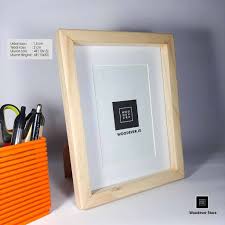 Foto adalah kenangan hidup yang abadi yang menceritakan sejarah hidup. Harga Bingkai Foto Unik Terbaik Fotografi Juli 2021 Shopee Indonesia