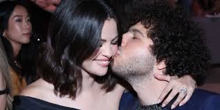 Which of these mansions will Selena Gomez and Benny Blanco live in now that  they're engaged?