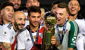 Baskısı, conmebol tarafından önceki sezonun ikisinin kazananları arasında düzenlenen futbol yarışması. River Plate Remonto Y Se Consagro Campeon De La Recopa Sudamericana 2019 Goles Live