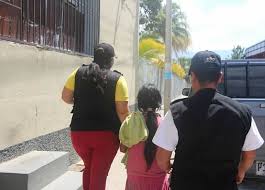 Maybe you would like to learn more about one of these? Por El Delito De Asesinato Capturan A Mujer Benja Flickr