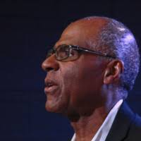 100+ perfiles de «Mixon»