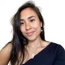 Marie Deane's Instagram, Twitter & Facebook