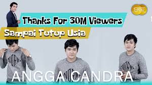 Genggam erat tangan ini, jangan sampai kau lepaskan sampai aku tutup usia 'kan 'ku jaga hatimu sampai aku tua walau keriput di pipimu terlihat takkan goyahkan cintaku yang begitu kuat kamu. Lirik Lagu Sampai Tutup Usia By Angga Chandra Lengkap Video Klip Sonora Id