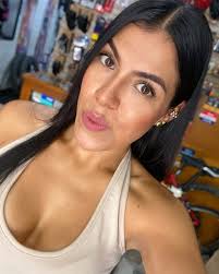 Si tuviera que darte un consejo, te diría que nunca dejes de ser tú, que te  valores y que te quieras, que te quieras mucho, porque cuando uno se  quiere, Se es