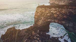 Misteri pantai karang bolong anyer. Pantai Karang Bolong Pacitan Tribunnewswiki Com Mobile