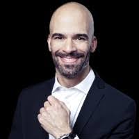 Renato Corrales's Instagram, Twitter & Facebook