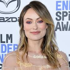 Side swept bangs with short curly hair 39. Side Swept Bangs 10 Fringe Hairstyle Looks We Love Beauty Crew