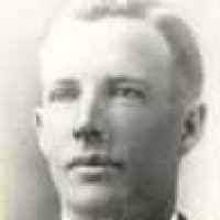 Clara Noel's Instagram, Twitter & Facebook