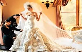 The 12 Most Expensive Celebrity Wedding Gowns Of All Time Most Expensive Wedding Dress Celebrity Wedding Gowns Expensive Wedding Dress
