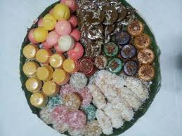 Assorted Kakanin In One Bilao Creative Food Food Food Presentation