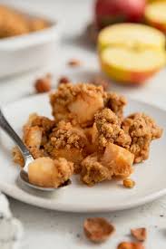 Recette De Crumble Aux Coings Et Aux Pommes Recette En 2020 Recette Crumble Crumble Coing