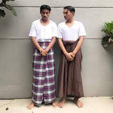 Lirik lagu bersyukur seadanya daripada hael husaini sempena menjelang hari raya aidilfitri. Bersyukur Seadanya Hael Husaini