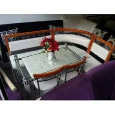 Öncelikle koltuk örtünüzü koltuğunuzun tepe kısmına i̇yice yerleştirip kol kısımlarını koltuğunuzun kollarına sıkıca oturtun ve fazlalıklarını koltuğunuzun yan ve arka boşluklarına sıkıştırıp. 2 El Mutfak Kose Masa Takimi Mutfak Mobilya Taki