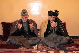 حامد کَرزَی در ۲۴ دسامبر سال ۱۹۵۷ میلادی، در روستای کرز در نزدیکی قندهار. Ø¯Ø±Ø®ÙˆØ§Ø³Øª Ø­Ø§Ù…Ø¯ Ú©Ø±Ø²ÛŒ Ø§Ø² Ø·Ø§Ù„Ø¨Ø§Ù†