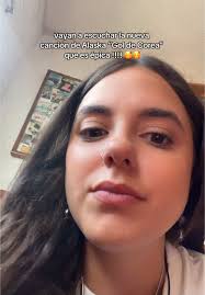 Escucha la épica canción 'Gol de Corea' de Alaska