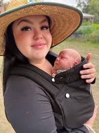 I want to respect Remi's privacy as he grows, so I'll only be sharing  photos of his sweet little face during these first few weeks. You've all  been such a huge part