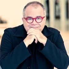 Armando Lucas Correa