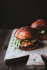 Mon Burger Presque Parfait Ophelie S Kitchen Book Recette Burger Maison Recette Burger Aliments Verts