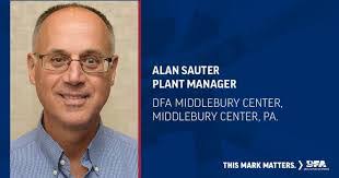 Alan Sauter's Instagram, Twitter & Facebook