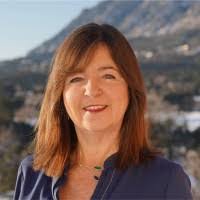 Pam Mckenna's Instagram, Twitter & Facebook