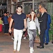 Follow Me 1karanozcivit For More Karasevda Fahriyeevcen Fahbur Karasevdadizi Ne Turkish Beauty T Shirts For Women Women