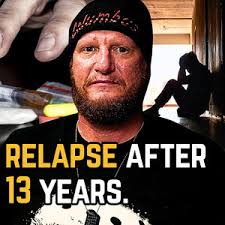 Inside a Police Officers Brutal Addiction to Painkillers