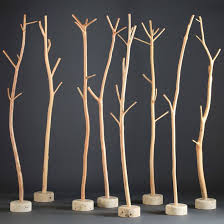 Ich habe jedoch keine garderobe gebaut sondern eine stehlampe. Garderobe Mantelstock Holz Natur Flur Ordnung Wooden Coatrack Nature Minimalistic Modern Living Hallwayby Neostars Via De Dawanda Decor Garde
