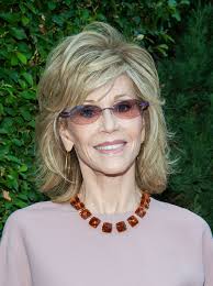 The grace and frankie stars have been close since the '80s. 30 Best Jane Fonda Hairstyles