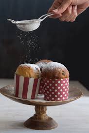 Aprende La Receta De El Panettone Casero Un Pan Dulce Delicioso Para Las Fiestas Navidenas Pan Dulce Casero Dulces Navidenos Pan De Dulce