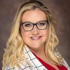 Connie Wren's Instagram, Twitter & Facebook