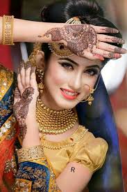 Pin By Love Shema On India Bride Saree Indian Wedding Photography Poses Wedding Photography India Bridal Photoshoot