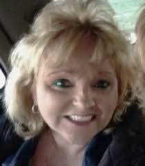 Lynn Shank's Instagram, Twitter & Facebook