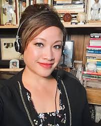 No shame in stealing Mitch Moss's Wisconsin studio lighting for the 2 Sharp  Chefs & A Microphone #podcast and YouTube 📺show. We have different hours  🤣.